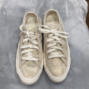 Women’s Converse